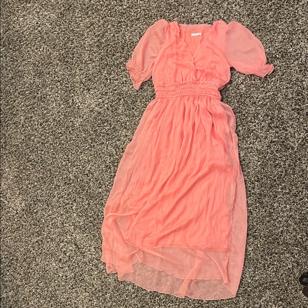 Staccato Coral Midi Dress with Puff Sleeves